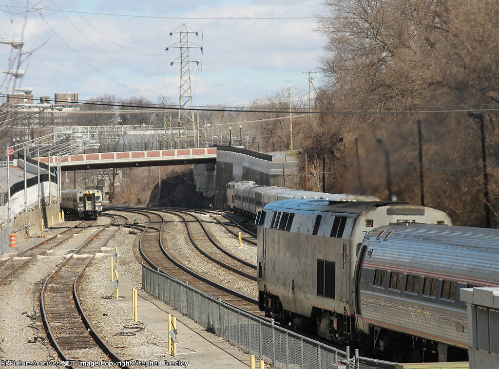 Empire Service train 281