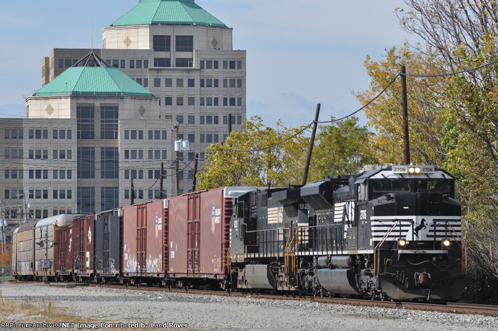 NS 2706 On CSX Q 241 Eastbound