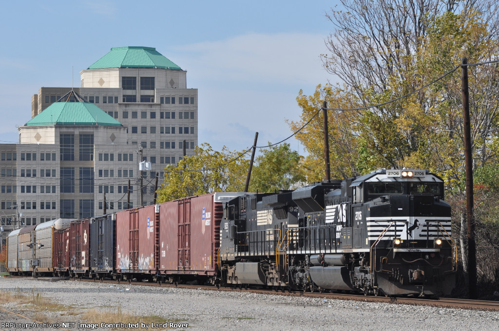 NS 2706 On CSX Q 241 Eastbound