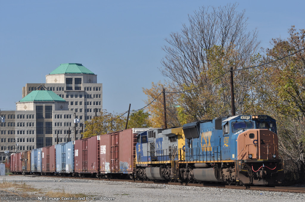 CSXT 4797 On CSX Q 241 Eastbound