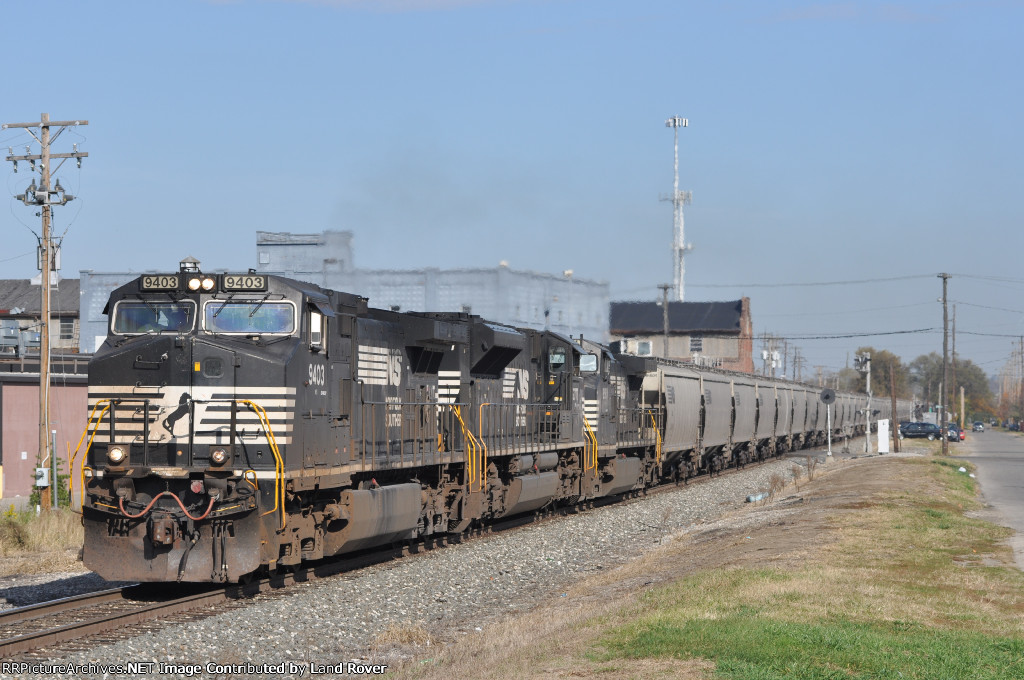 NS 9403 On NS 44 A Eastbound