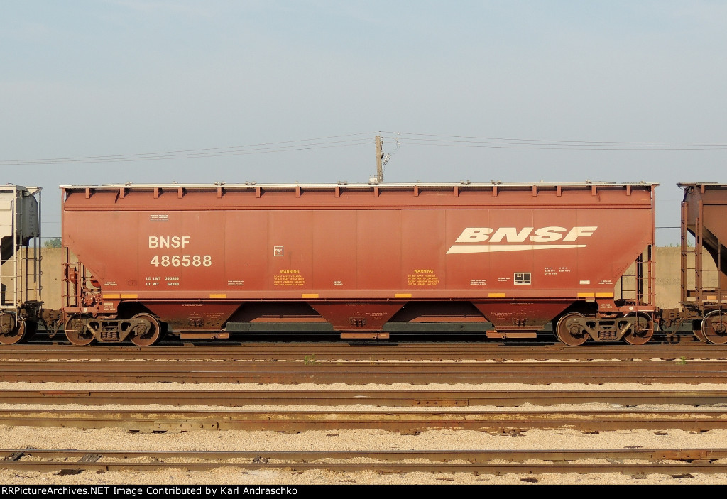 BNSF 486588