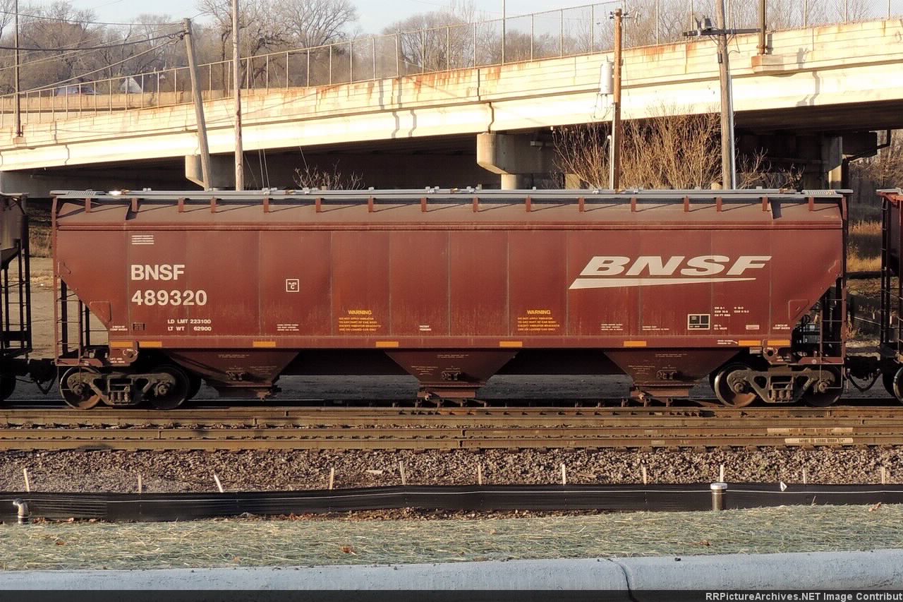 BNSF 489320