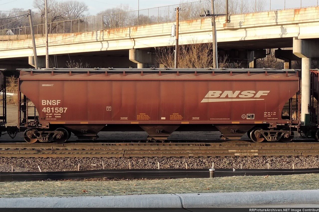 BNSF 481587