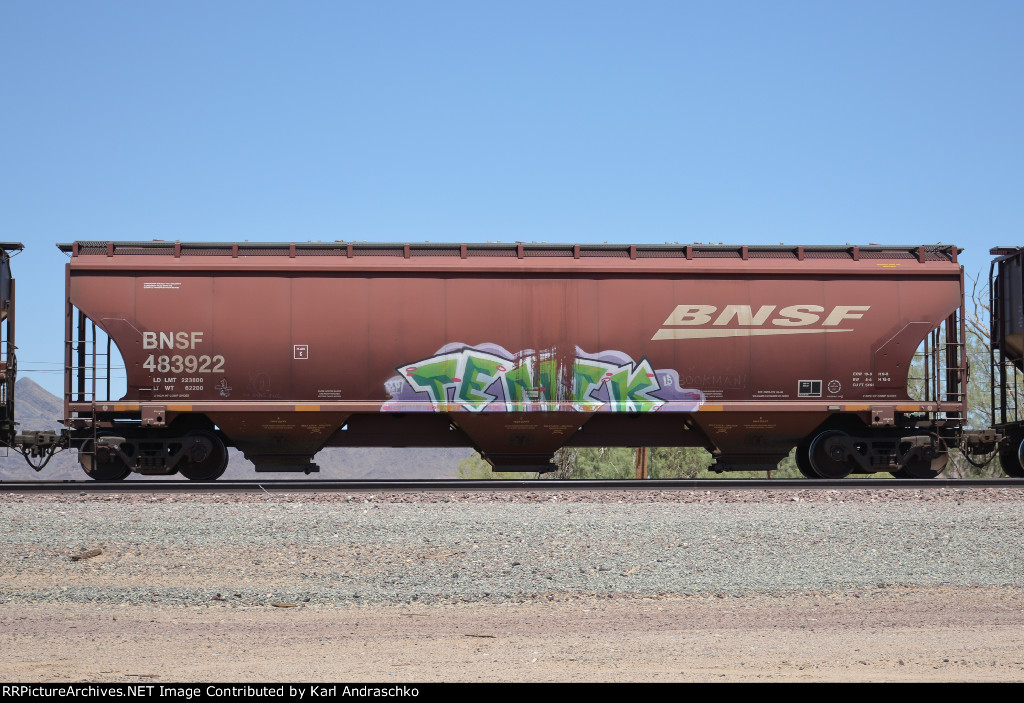 BNSF 483922