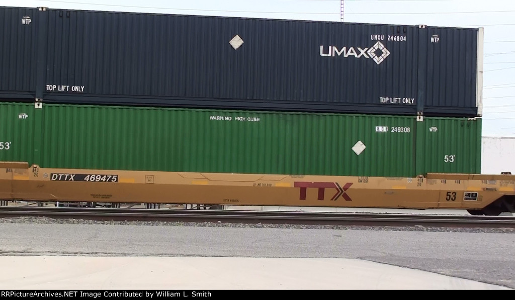 EB Hot Shot Manifest Frt at LV Roundhouse  (21)