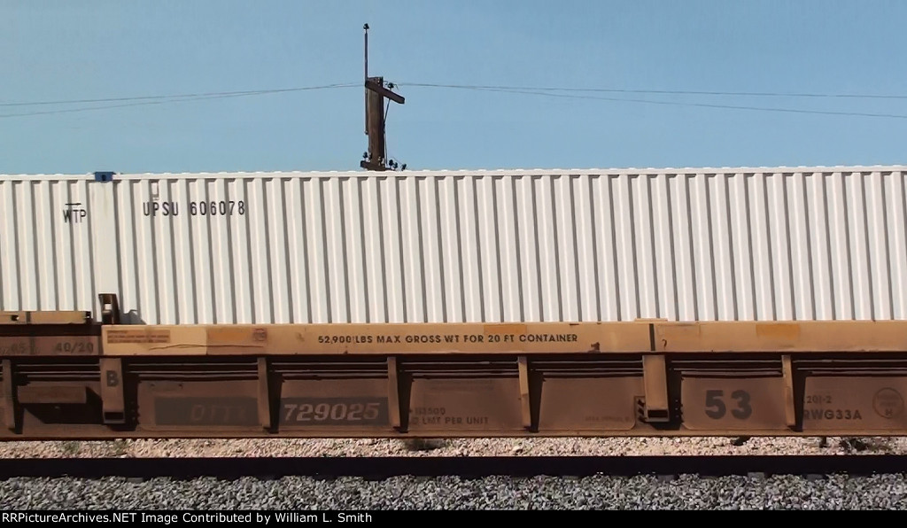 EB Z-Frt at Erie NV -31