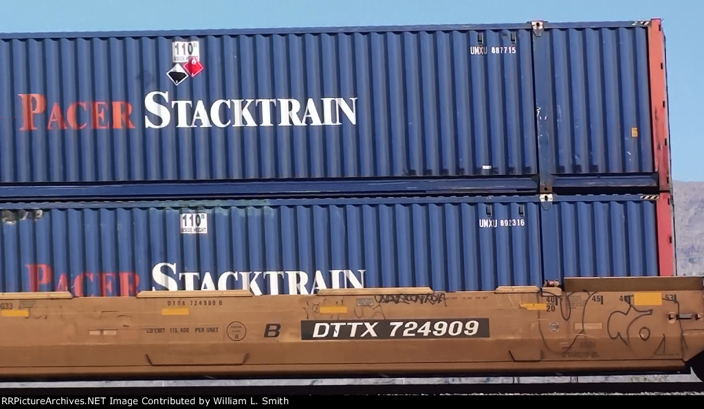 EB Intermodal Frt Btwn Valley & Dike NV  (49)