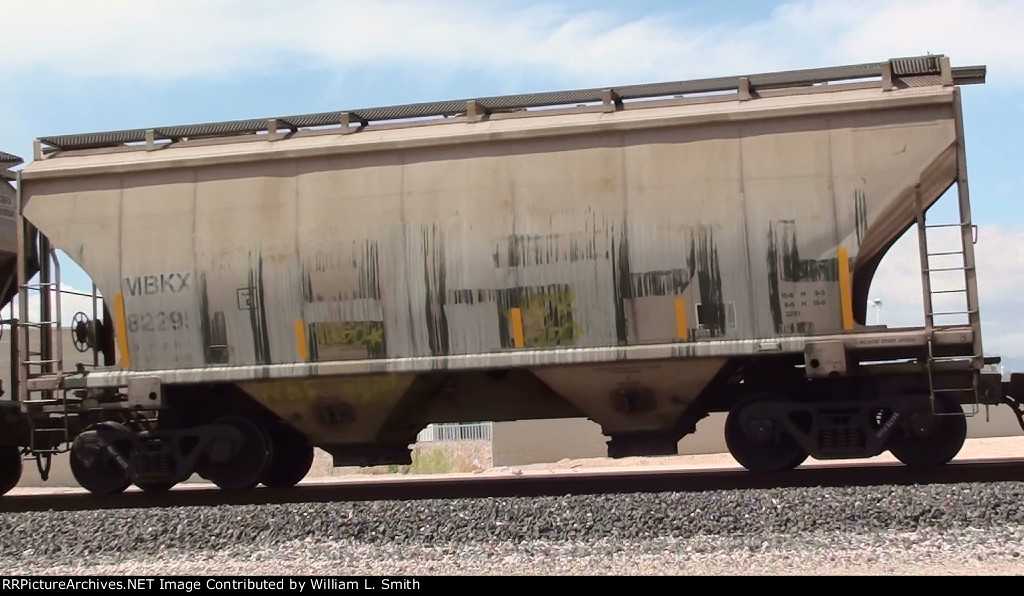 EB Manifest Frt at Maule Ave NV  (78)