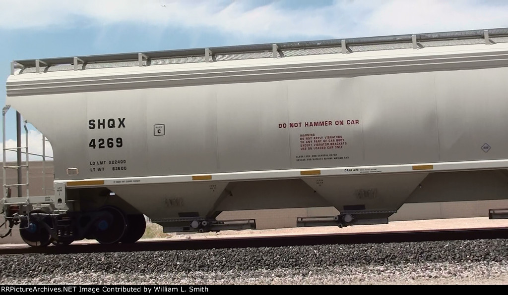 EB Manifest Frt at Maule Ave NV  (97)