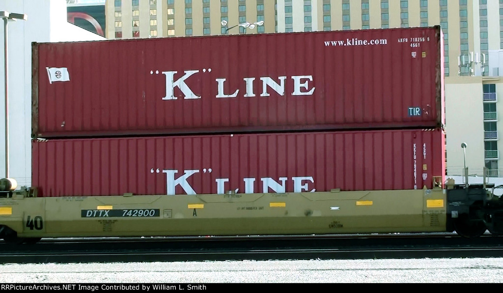 EB Stack Frt at Smith Center  (46)