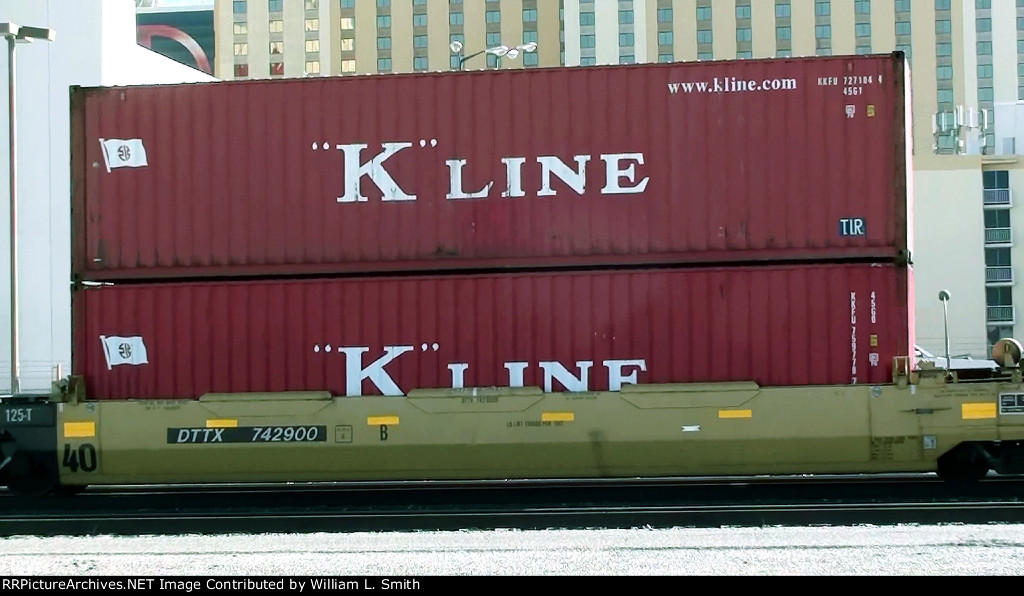 EB Stack Frt at Smith Center  (50)