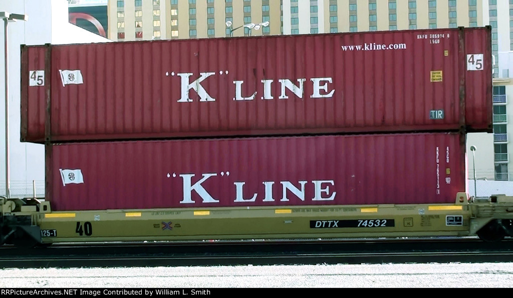 EB Stack Frt at Smith Center  (90)