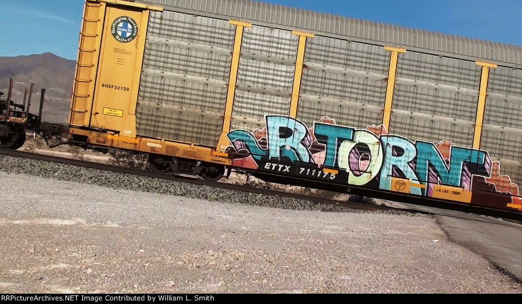 EB Stack Frt Btwn Valley & Dike NV  (43)