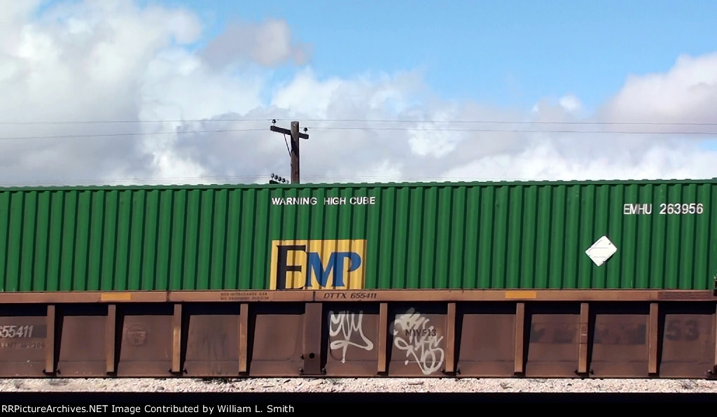 WB Intrmodal Frt at Erie NV -93