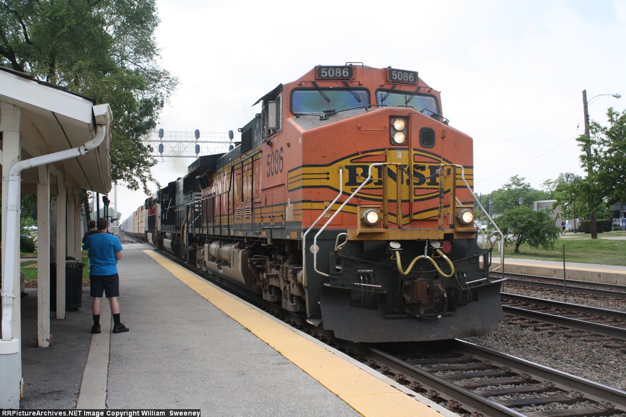 BNSF 5086