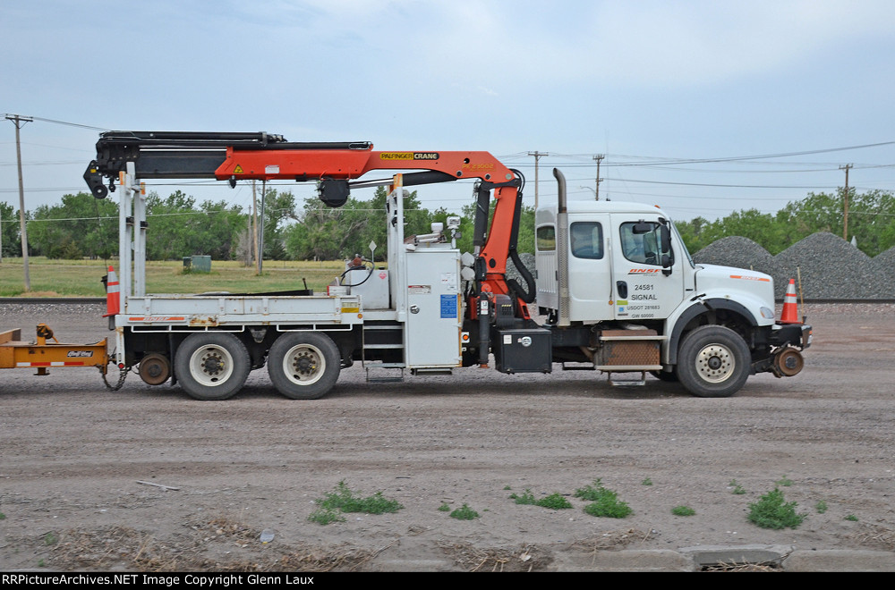 BNSF 24581
