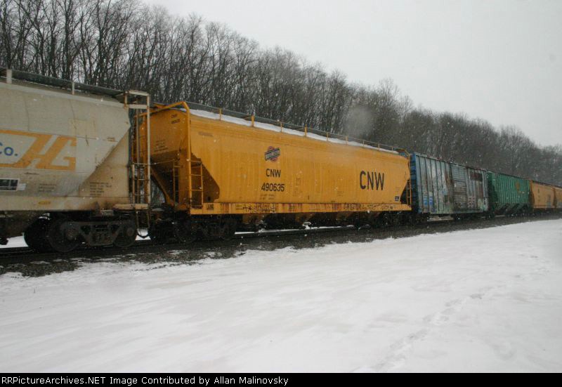 CNW 490635