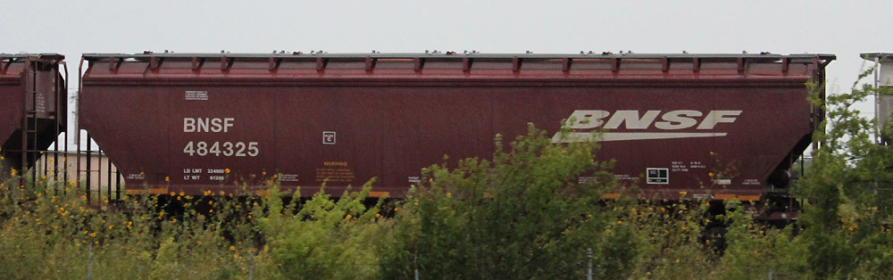 BNSF 484325