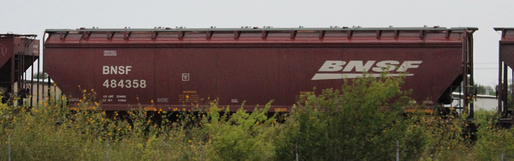 BNSF 484358