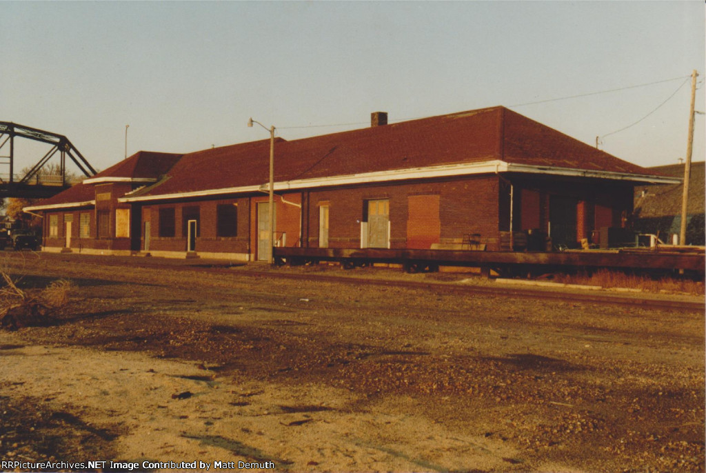 M&STL Passenger Depot