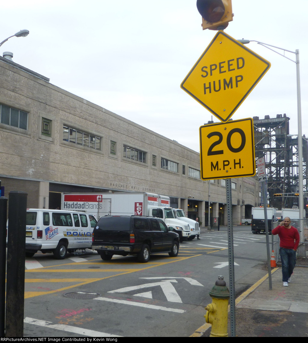 Trucks picking up from the freight platform