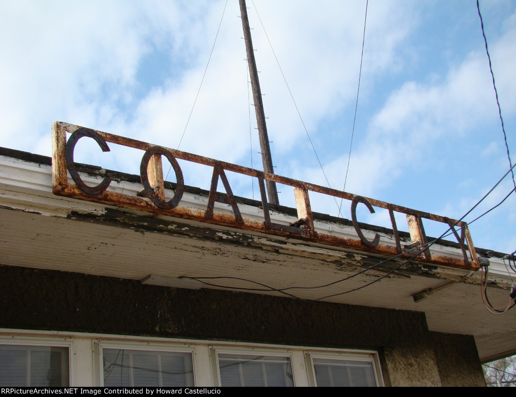 The sign still reminds us of the former ATSF Coal City depot