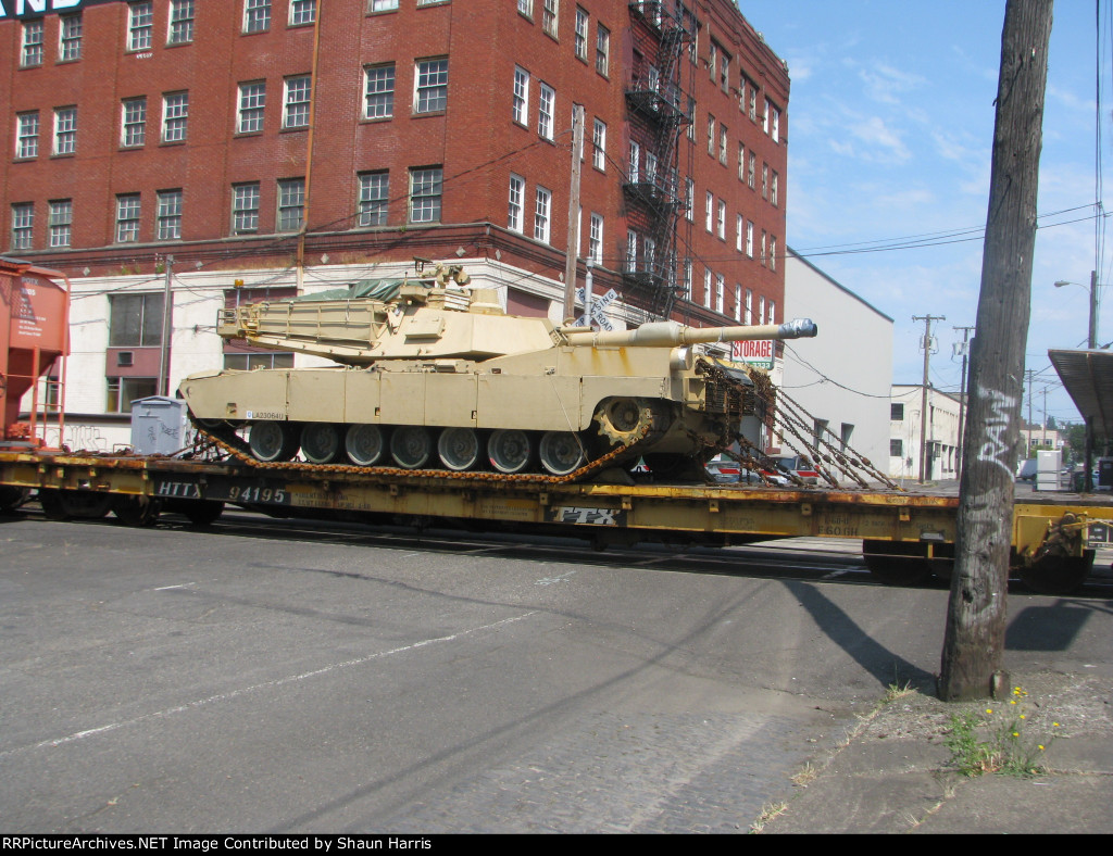 HTTX94195 with M1 tank  