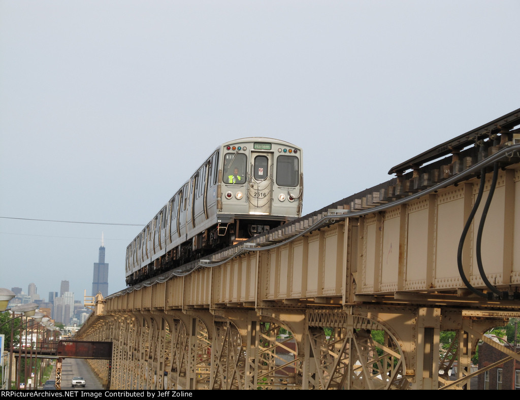 CTA Green Line Approaching Cicero Avenue