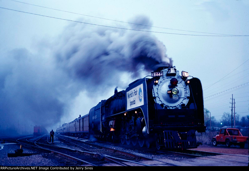 World's Fair UP 8444