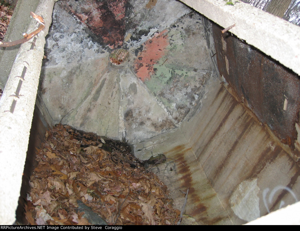 Old LVRR Concrete Phone booth