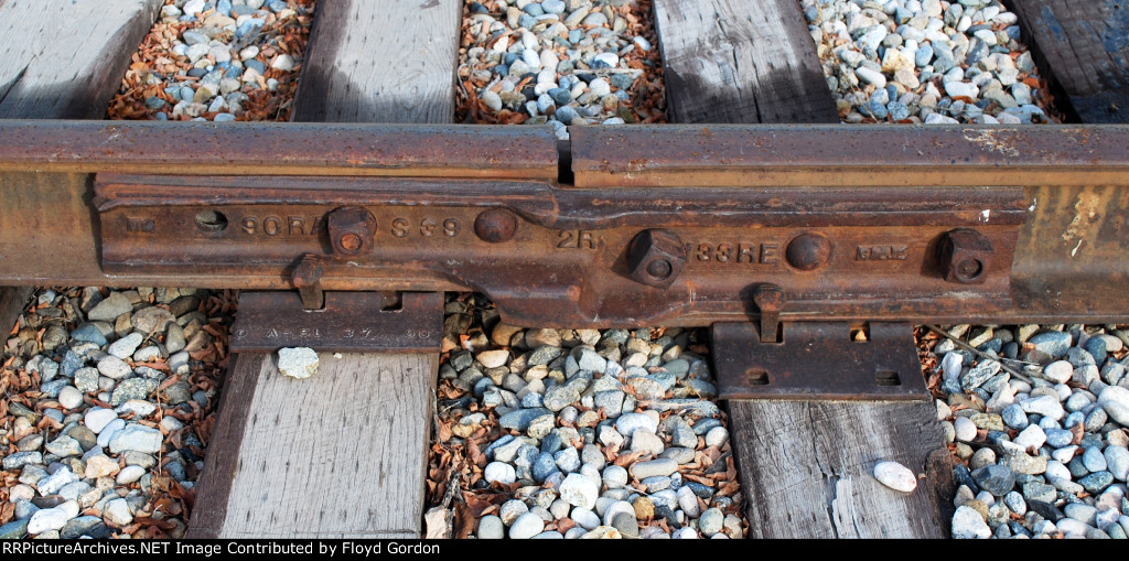 Lionel 771-11 T-Rail Track Fishplate Nut – O Gauge 1:48 Scale – New