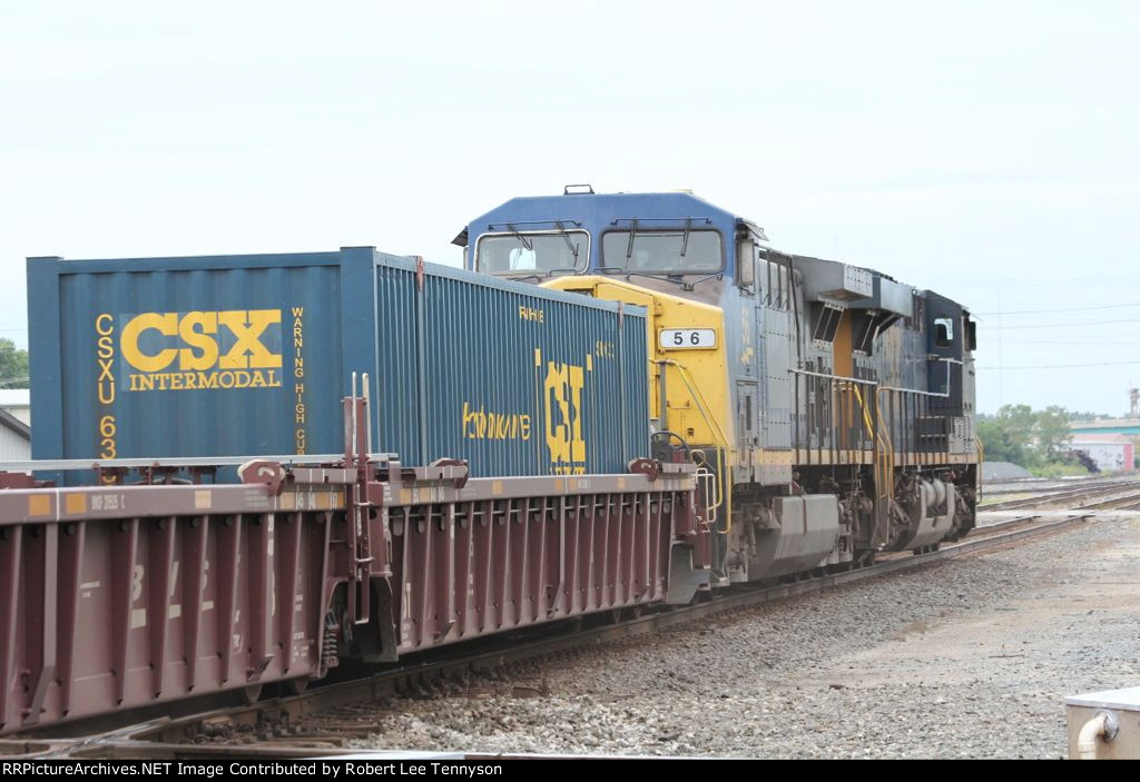 CSX Q007 Westbound