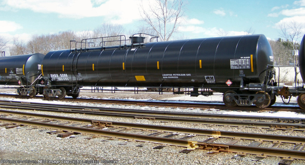 SHQX 5296 with clean paint