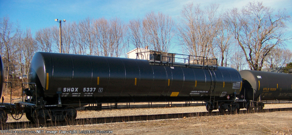 SHQX 5337 in clean paint