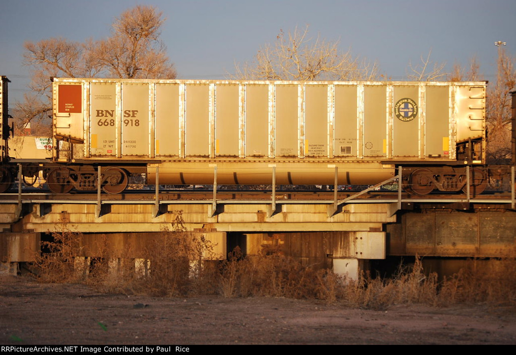 BNSF 668918