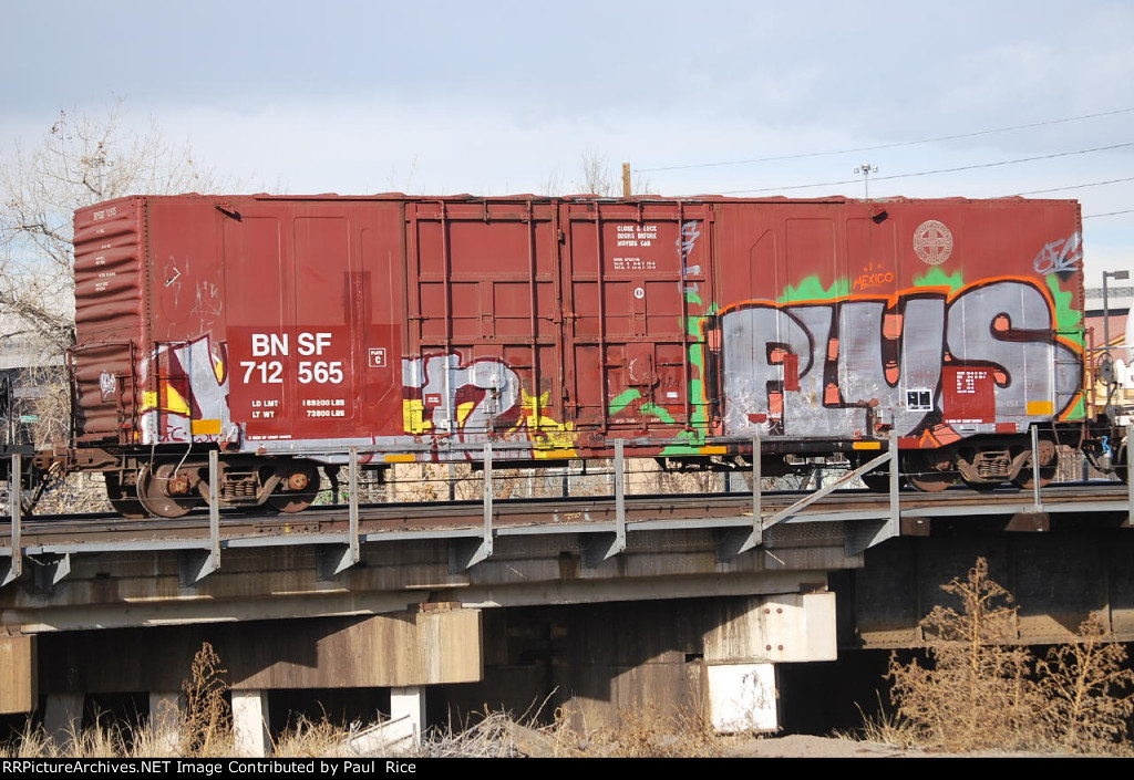 BNSF 712565