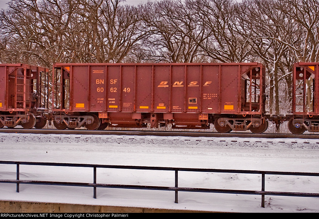 BNSF 606249 on U-CMGEAP0-07