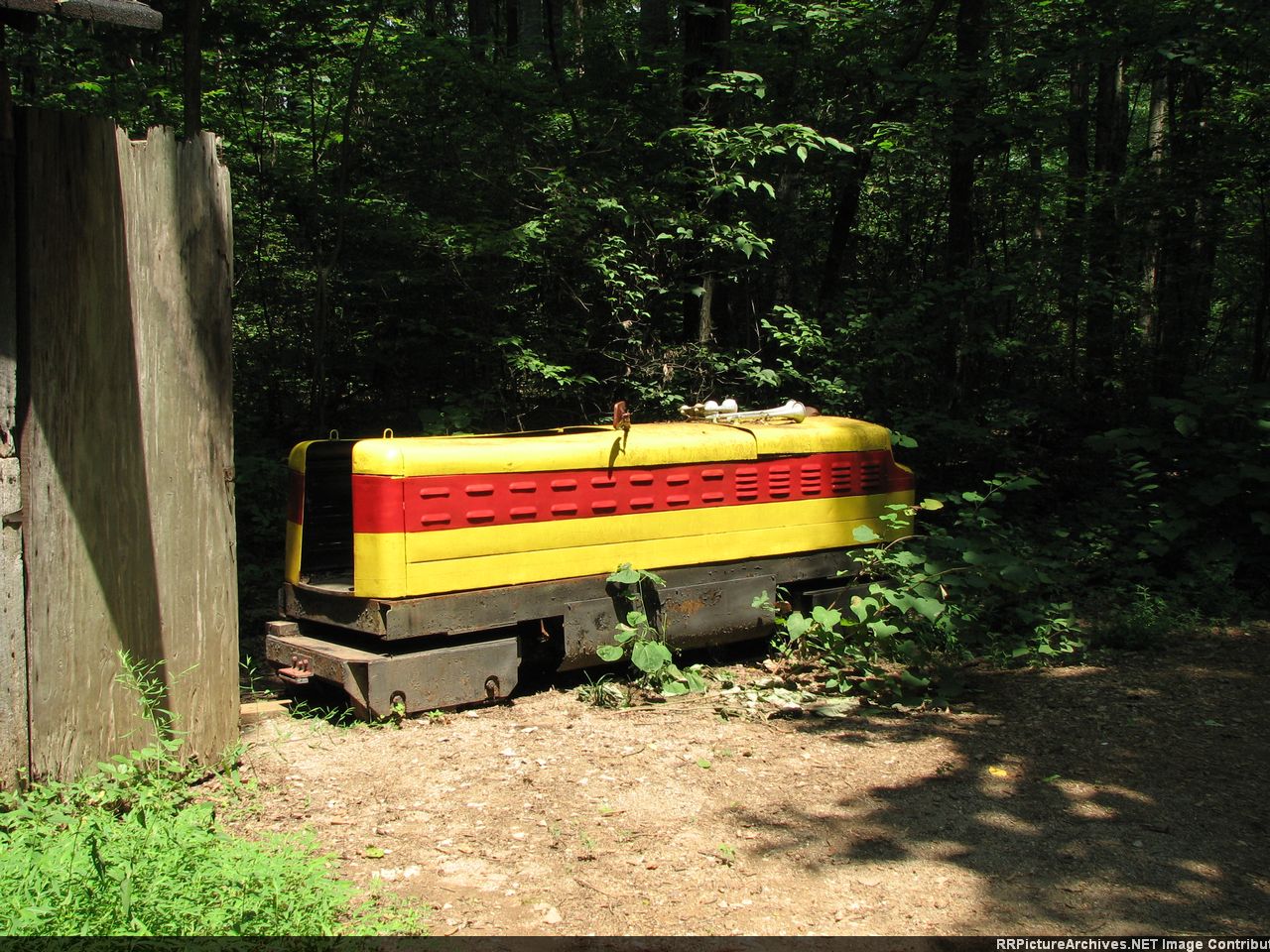 Abandoned miniature train at the Lost Sea