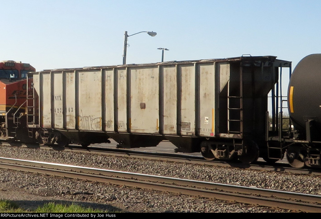 INTX 427143