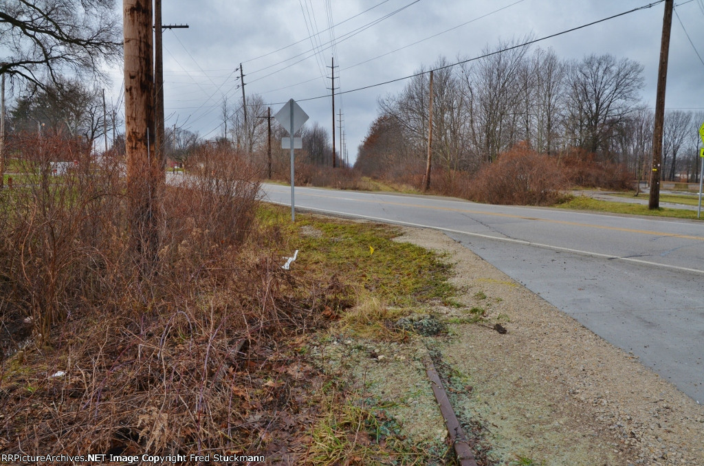 Southwest Ave. looking rr West.