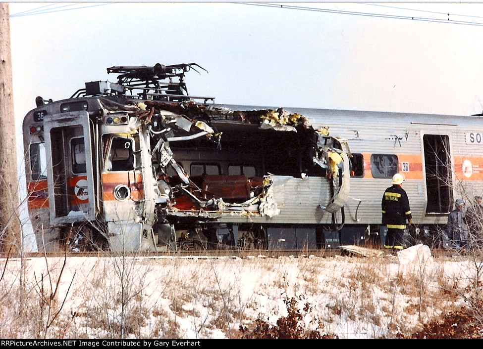 CSS EMU 36 - Chicago South Shore & South Bend Accident