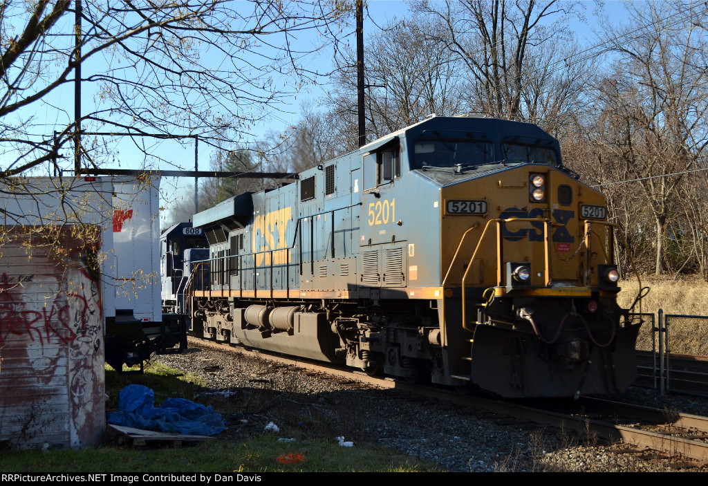 CSX ES40DC 5201 keads Q418-13