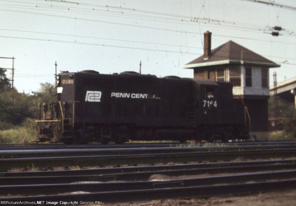 Penn Central 7184 at Bay tower