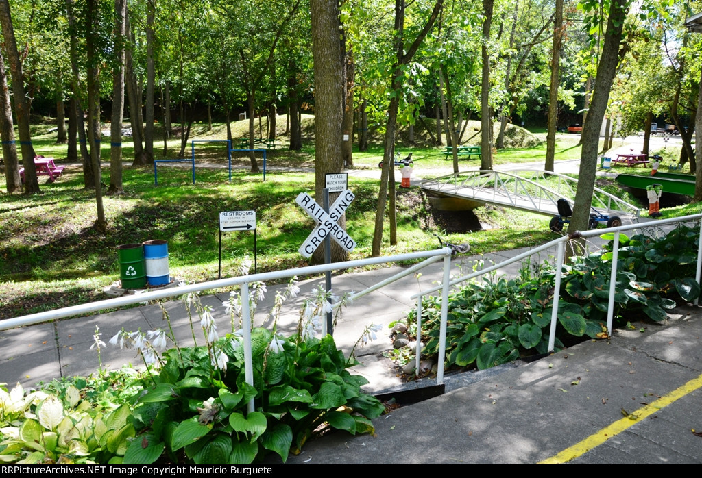 Crossing signals and garden