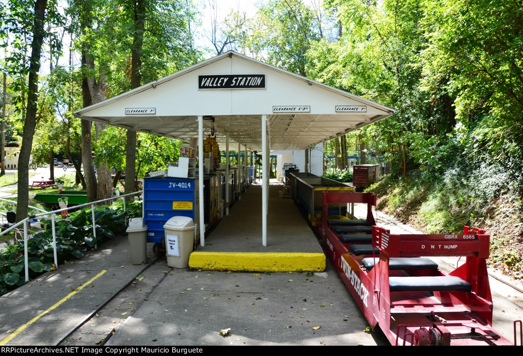 Valley Station