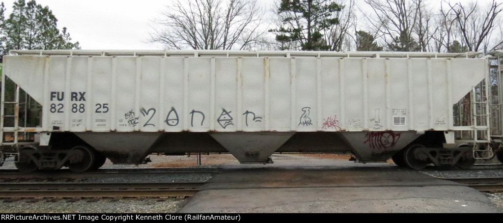 FURX 828825 (Covered Hopper)