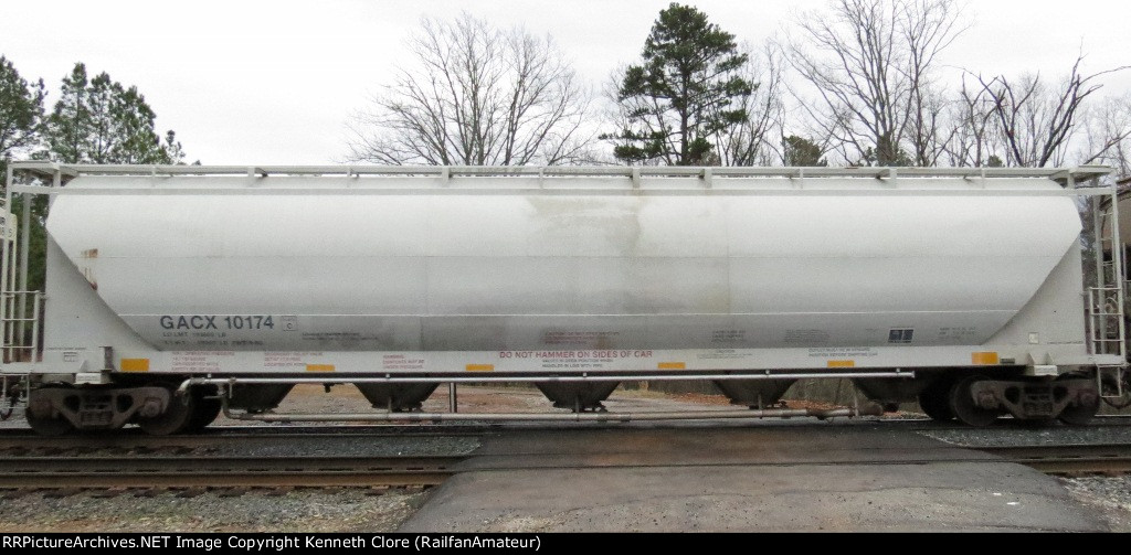 GACX 10174 (Covered Hopper)