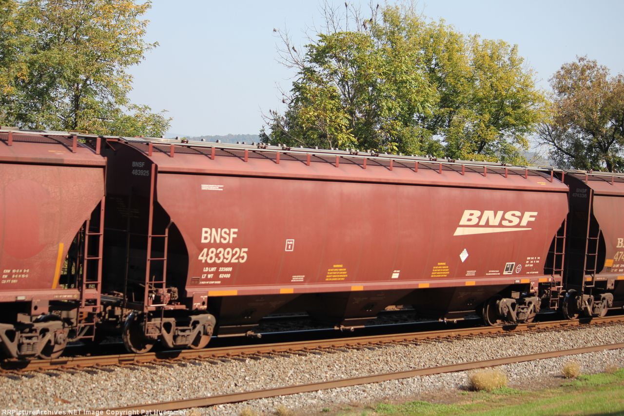 BNSF 483925