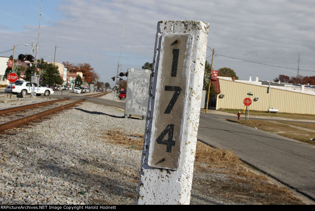 Milepost CSX AC 174